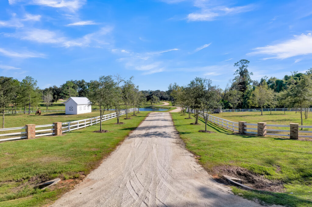 The_Oaks_Magnolia_Springs_House_Outside__0006